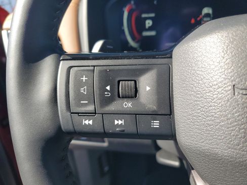 Certified 2025 Nissan Rogue Platinum w/ Tech Package image 19