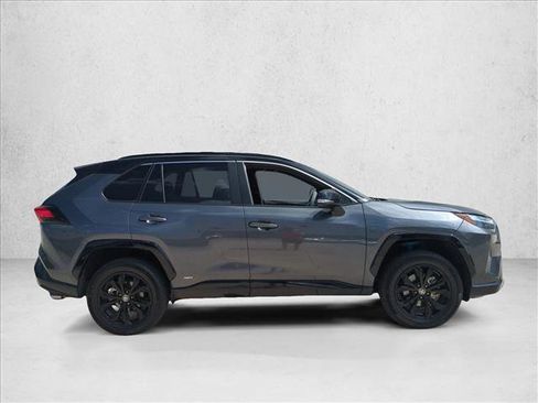 Used 2023 Toyota RAV4 XSE AWD/4WD image 4