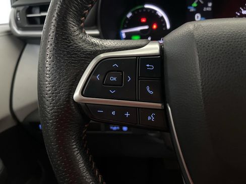 Used 2021 Toyota Sienna Limited image 58