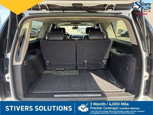 Used 2010 GMC Yukon XL Denali image 7