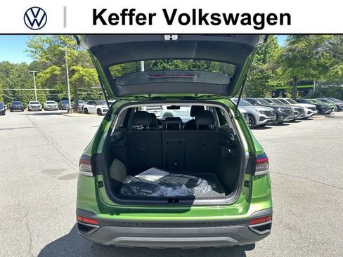 New 2026 Volkswagen Taos SE AWD/4WD image 34