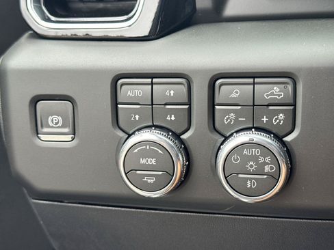New 2026 GMC Sierra 1500 Denali Ultimate AWD/4WD image 16