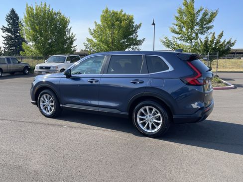 Used 2025 Honda CR-V EX-L image 3