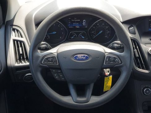 Used 2016 Ford Focus SE FWD image 24