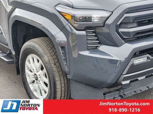 Used 2024 Toyota Tacoma SR5 image 10