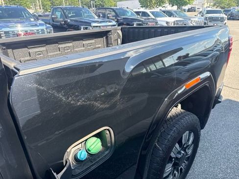 Used 2024 GMC Sierra 2500 Denali w/ Denali Reserve Package AWD/4WD image 7