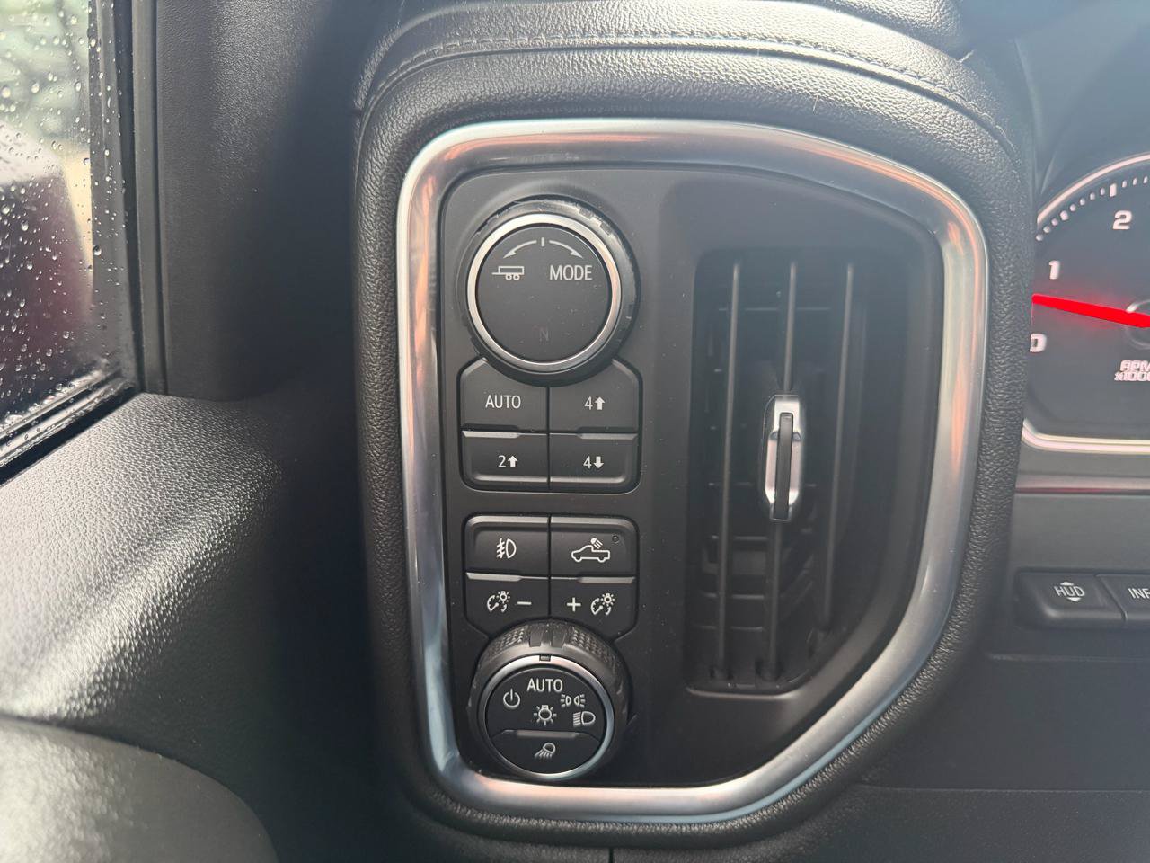 Used 2020 Chevrolet Silverado 2500 High Country w/ Z71 Off-Road Package AWD/4WD image 20