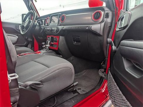 Used 2022 Jeep Wrangler Willys image 23