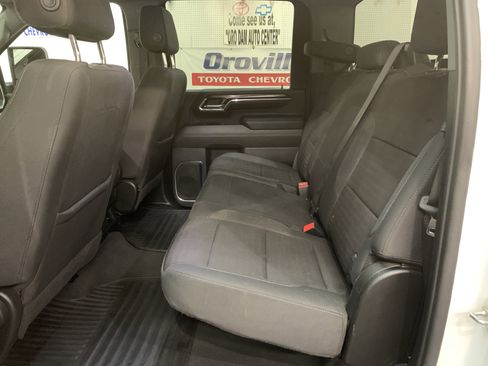 Used 2024 Chevrolet Silverado 2500 LT image 13