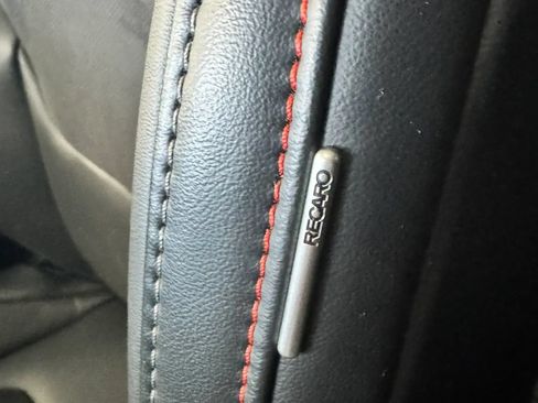 Used 2025 Ford F150 Raptor AWD/4WD image 19