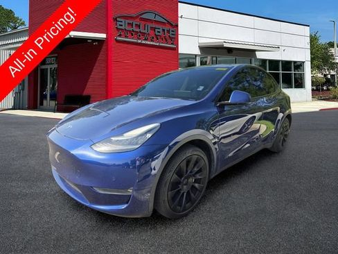 Used 2021 Tesla Model Y Long Range AWD/4WD image 1