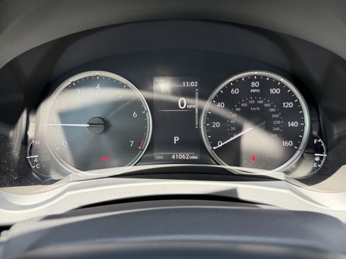Used 2024 Lexus IS 350 F Sport RWD image 22