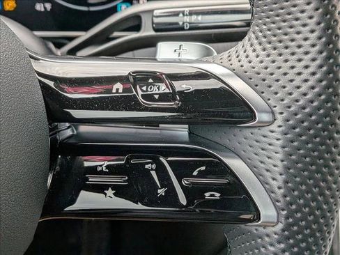 Certified 2025 Mercedes-Benz GLC 300 GLC 300 image 16