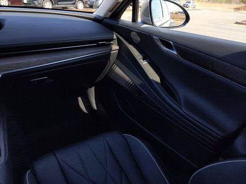 Used 2021 Genesis G80 2.5T w/ Prestige Package image 16