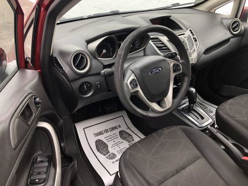 Used 2013 Ford Fiesta SE image 10
