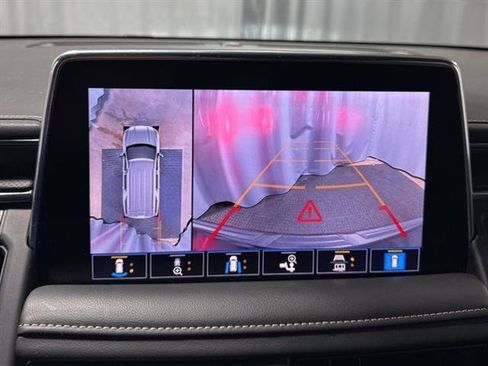 Certified 2021 GMC Yukon XL SLT w/ SLT Premium Package image 17