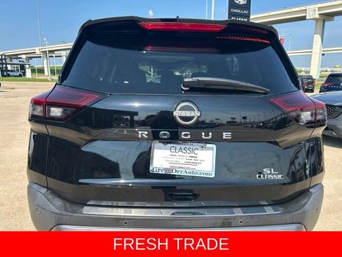 Used 2022 Nissan Rogue SL FWD image 8