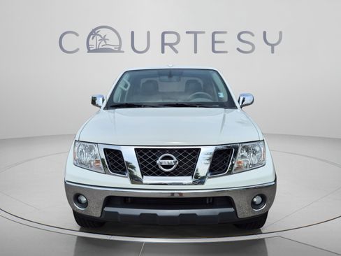 Used 2018 Nissan Frontier SV RWD image 10