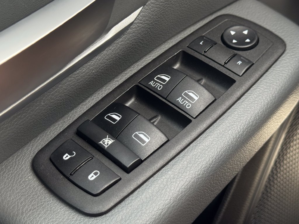 Used 2023 RAM 1500 Big Horn AWD/4WD image 26