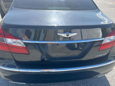 Used 2014 Hyundai Genesis 3.8 image 25