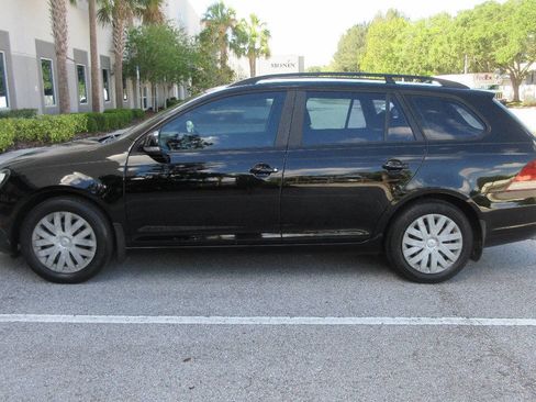 Used 2014 Volkswagen Jetta S image 2