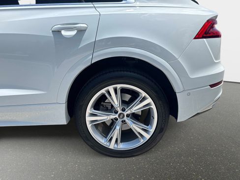 Certified 2023 Audi Q8 Premium w/ Convenience Package AWD/4WD image 10