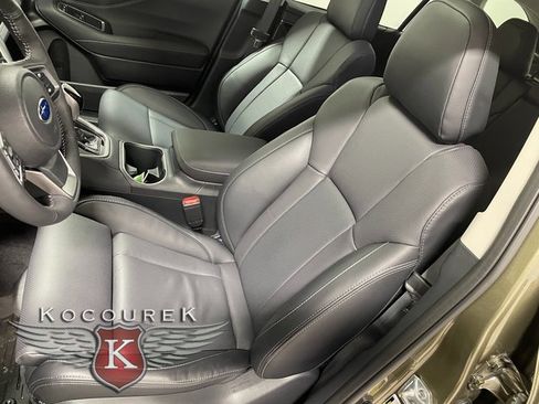 Used 2025 Subaru Outback Limited image 12