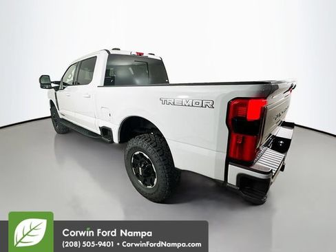 Used 2026 Ford F250 Platinum w/ Tremor Off-Road Package AWD/4WD image 5