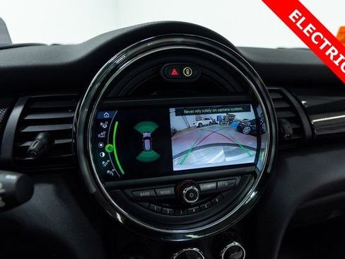 Used 2021 MINI Cooper SE w/ 8.8" Touchscreen Nav Package image 18