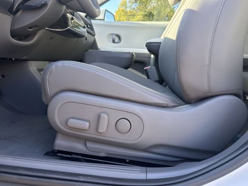 New 2025 Hyundai Ioniq 5 SEL image 14