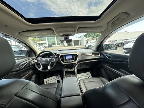 Used 2023 GMC Acadia Denali w/ Denali Ultimate Package AWD/4WD image 21