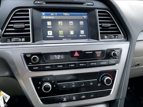 Used 2016 Hyundai Sonata SE FWD image 15