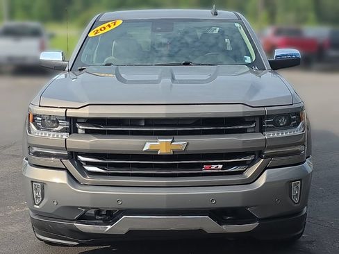 Used 2017 Chevrolet Silverado 1500 LTZ Z71 w/ LTZ Plus Package AWD/4WD image 12