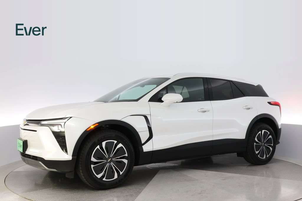 Used 2024 Chevrolet Blazer EV LT AWD/4WD image 18