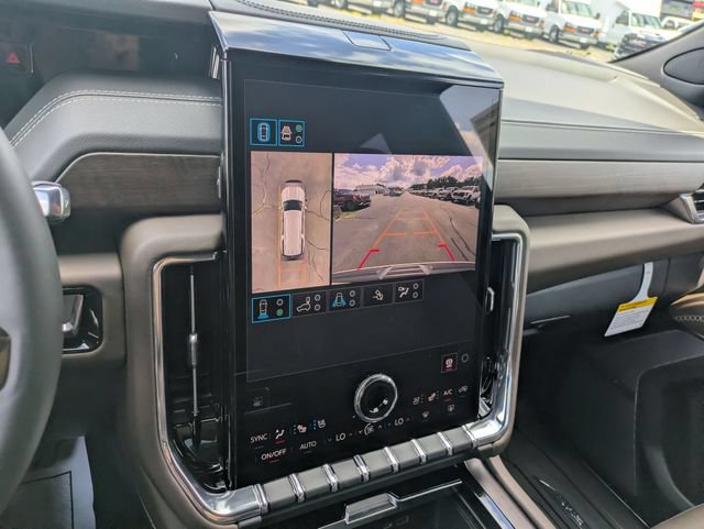 New 2026 GMC Yukon XL Denali Ultimate w/ LPO, Floor Liner Package AWD/4WD image 20