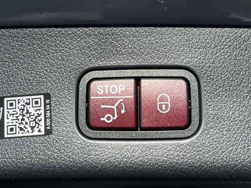 New 2026 Mercedes-Benz GLC 300 4MATIC image 25