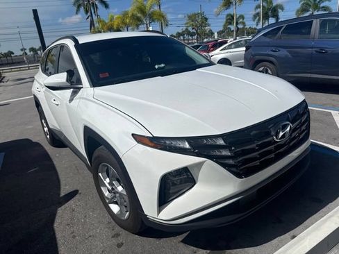 Used 2024 Hyundai Tucson SEL FWD image 3