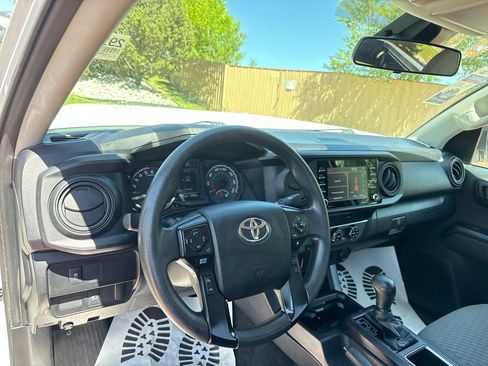 Used 2021 Toyota Tacoma SR RWD image 13