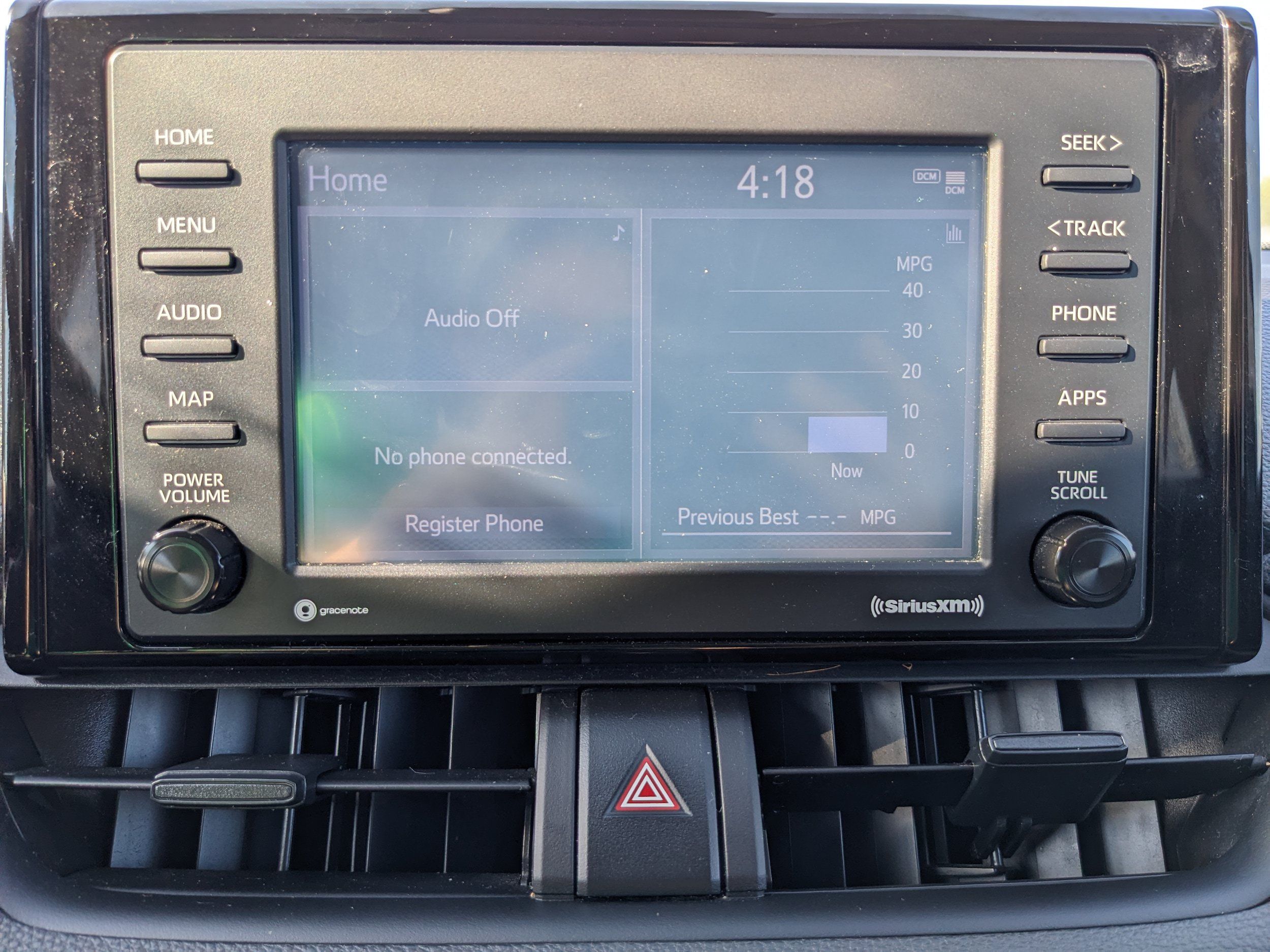 Used 2021 Toyota RAV4 XLE AWD/4WD image 17