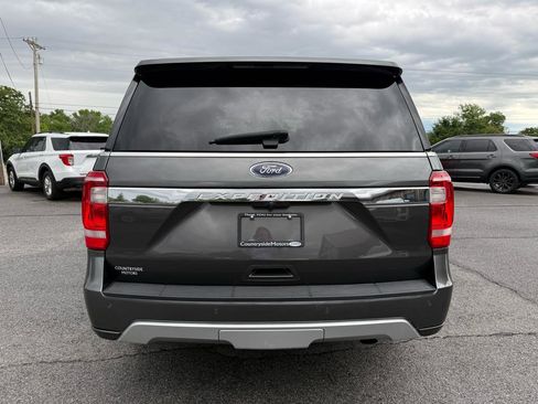 Used 2019 Ford Expedition XLT w/ Equipment Group 201A RWD image 5