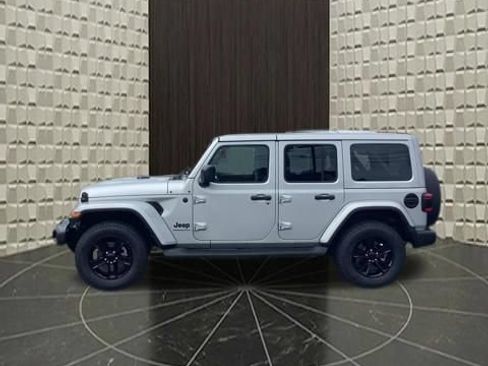 Certified 2023 Jeep Wrangler Unlimited Sahara AWD/4WD image 17