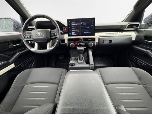 Used 2024 Toyota Tacoma TRD Off-Road image 27