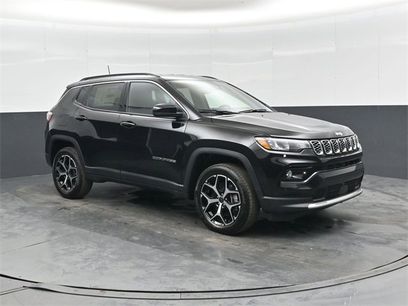 New 2026 Jeep Compass Limited w/ Mopar Graphics Package