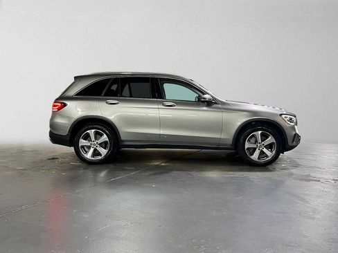 Certified 2022 Mercedes-Benz GLC 300 4MATIC image 2