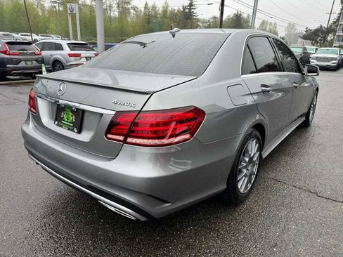 Used 2014 Mercedes-Benz E 350 4MATIC Sedan image 9