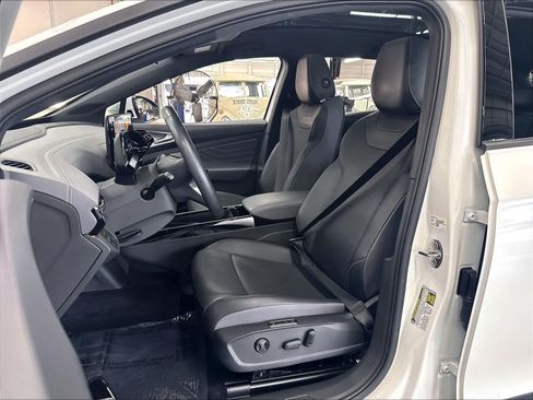 Used 2023 Volkswagen ID.4 Pro S RWD image 23