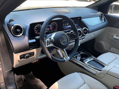 New 2026 Mercedes-Benz GLA 250 4MATIC image 10