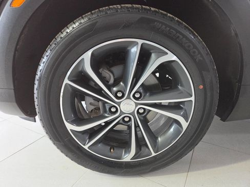 Used 2020 Buick Encore GX Select image 12