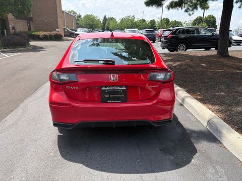 Used 2024 Honda Civic Sport image 11