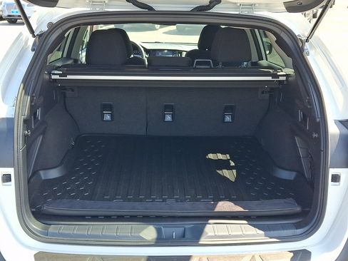 Used 2025 Subaru Outback Premium AWD/4WD image 29